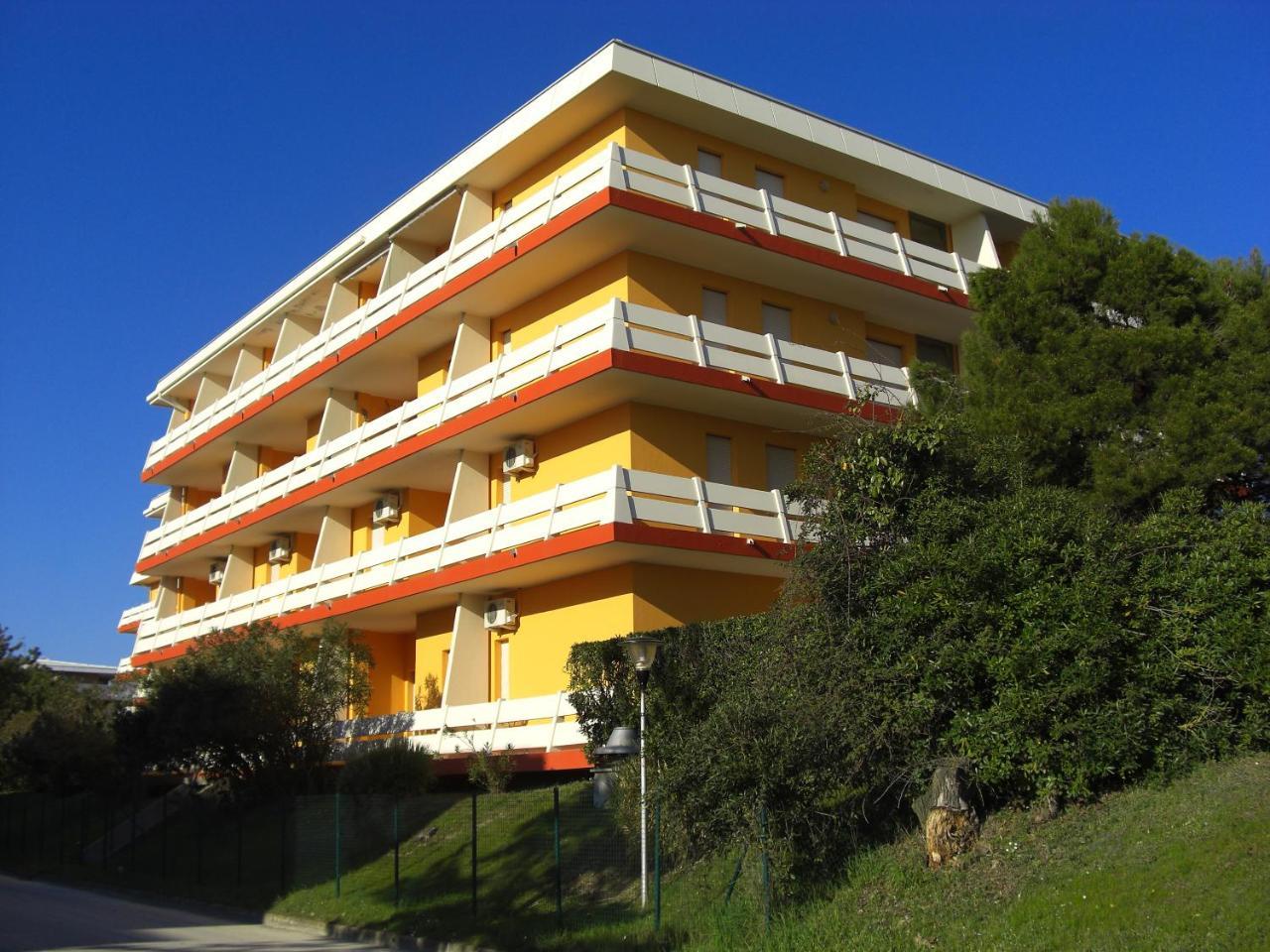 Appartamenti Carina Bibione Exterior foto